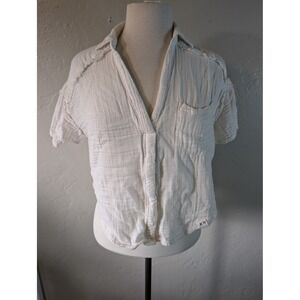 Free People Romantic Boho White button cropped tshirt size small